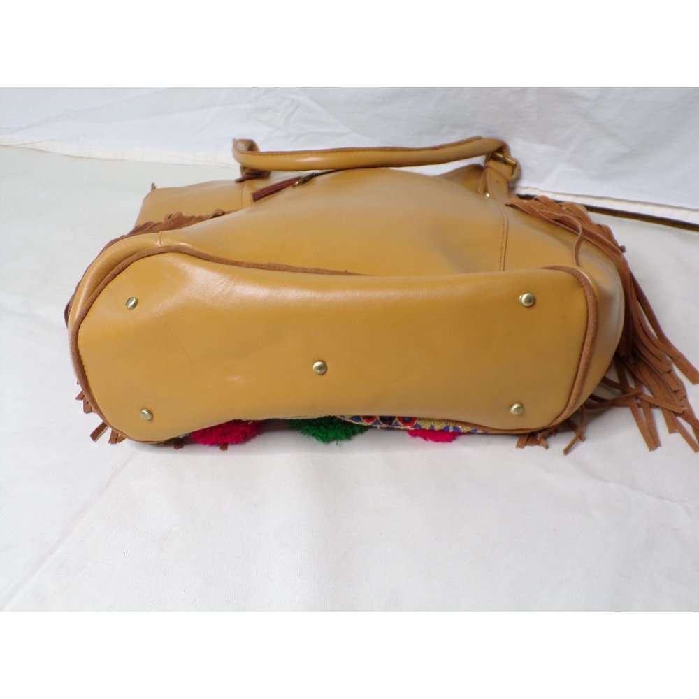 🆕 VINTAGE ADDICTION Large Leather Embroidered Pom Pom Fringe Tote Bag - Picture 3 of 7